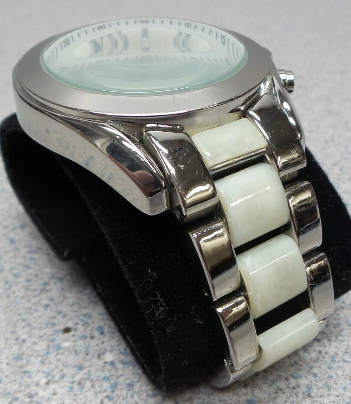 Женские швейцарские кварцевые часы Burgi BUR094SS многофункциональный двухцветный браслет - Изображение 3 из 4