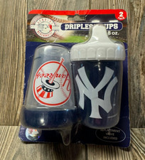 New in Package Kids New York Yankees Set of 2 Dripless Logo Sippy Cups
