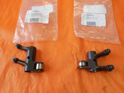 Rocker arm exhaust+intake KTM 400-620-640 LC4 58036060844 58336061144 - Picture 2 of 6