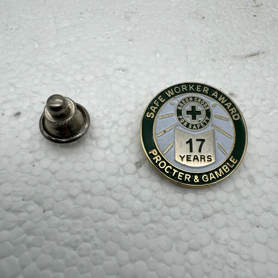 Prendedor de solapa Green Cross Natl Council Safe Worker Award 17 años vintage Tie Tack Foto 2 de 4