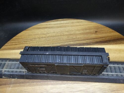Athearn HO Scale Weighted 41' Rio Grande D&RGW 64127 Sliding Door Livestock Car - Picture 2 of 6
