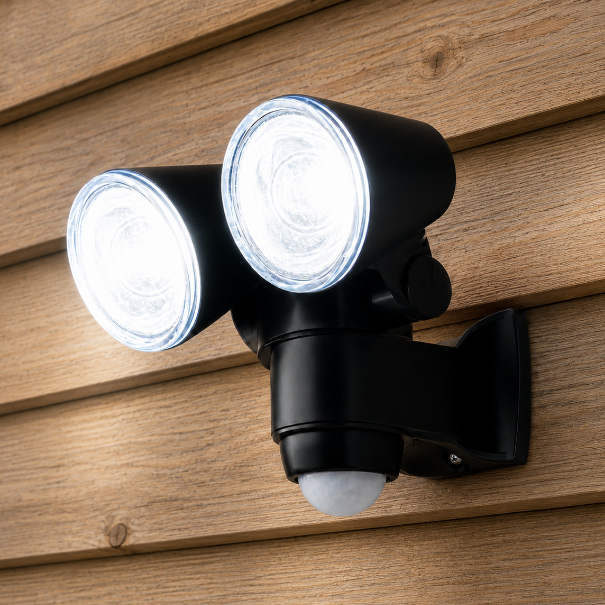 Battery LED PIR Motion Sensor Security Wall Light | Outdoor Garden Adjustable