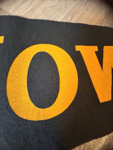 Iowa Hawkeyes Vintage 1950s Felt Wool Pennant UniversityCollege Football 30” - Picture 6 of 22