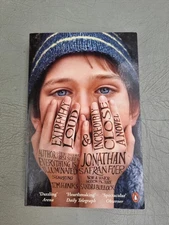 Extremely Loud and Incredibly Close by Jonathan Safran Foer, Paperback Book, 201