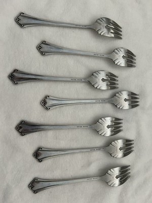 Set of 7 Oneida Deluxe  ANTICIPATION Stainless Salad Forks 6 7/8'' 
