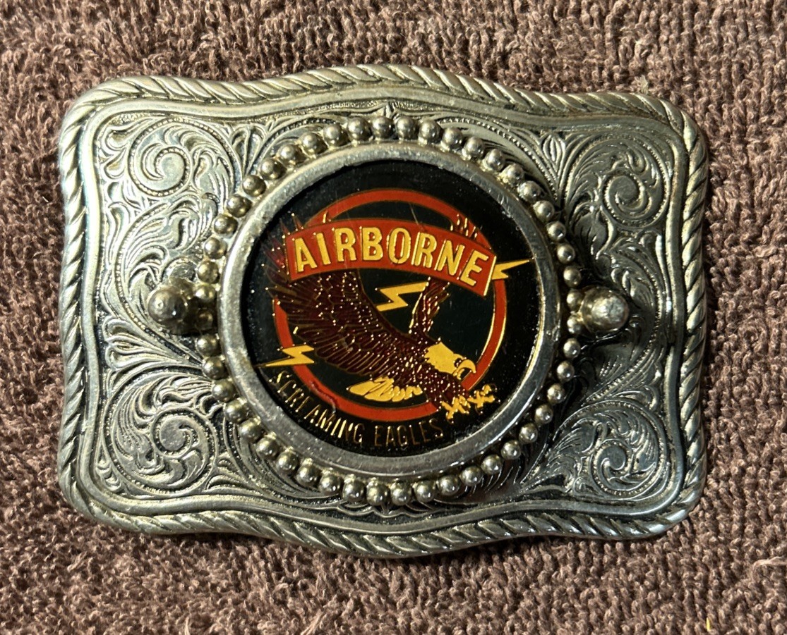 Vintage Belt Buckle US Airborne Screaming Eagles Pilot Parachute Skydiving Army