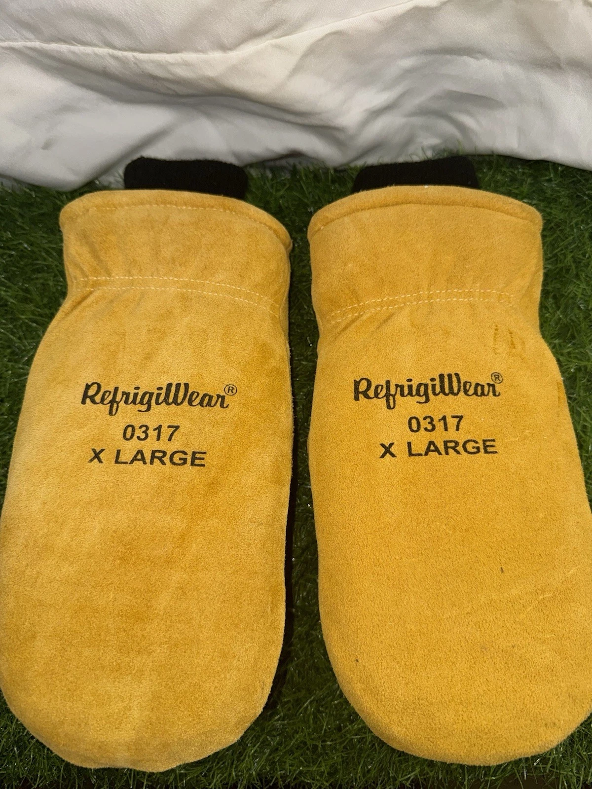 RefrigiWear Freezer Warehouse Mittens XL Extreme Cold Insulated Work Gloves 0317