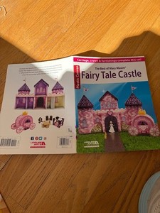 Leisure Arts Plastic Canvas Fairy Tale Castle craft pattern book