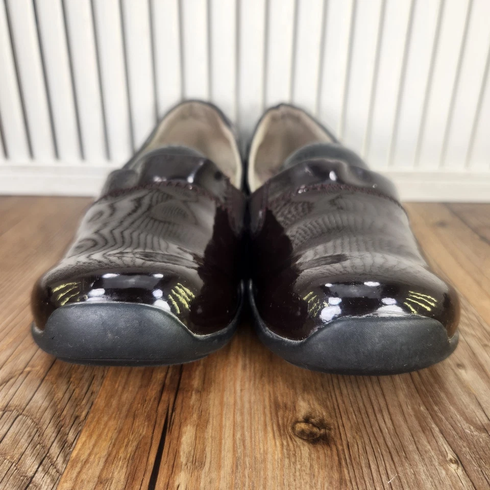 Ahnu Jackie 女式 8.5 码棕色漆皮舒适一脚蹬乐福鞋 — 第 2/4 张图片