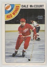 1978-79 O-Pee-Chee Dale McCourt #132 2u3