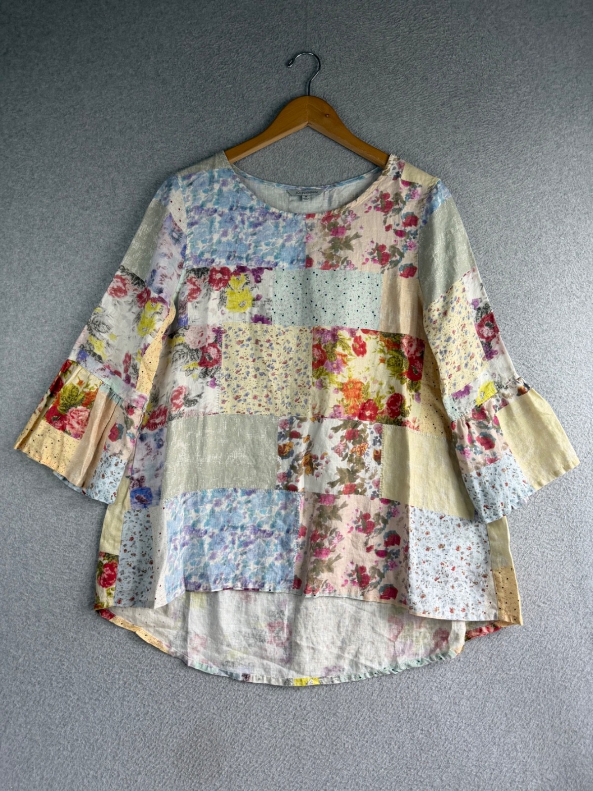 John Mark Blouse Womens Medium Patchwork Floral L… - image 1