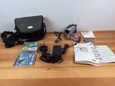 Canon DC201 Handheld DVD Camcorder Video Camera Silver TESTED DVD-R DVD-RW