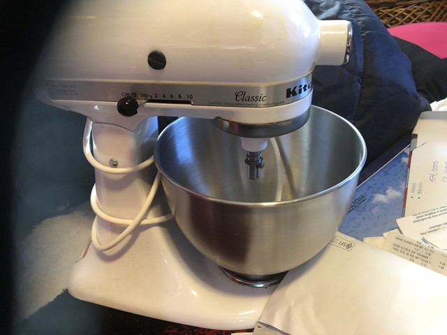 KitchenAid Artisan Series Stand Mixer - Matte White for ...