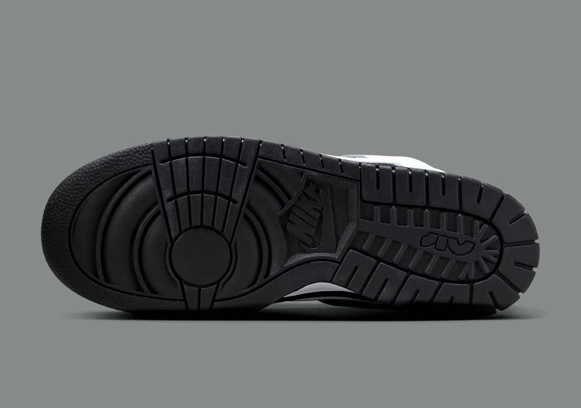 Nike Air Dunk Low Jumbo Reverse Panda White Black DV0821-002 Nike Air Dunk Low Jumbo Reverse Panda White Black DV0821-002