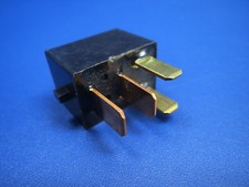 FUSE BOX RELAY OMRON G8HL-H71 12VDC MADE IN USA 2746A11C BLACK OEM. B3