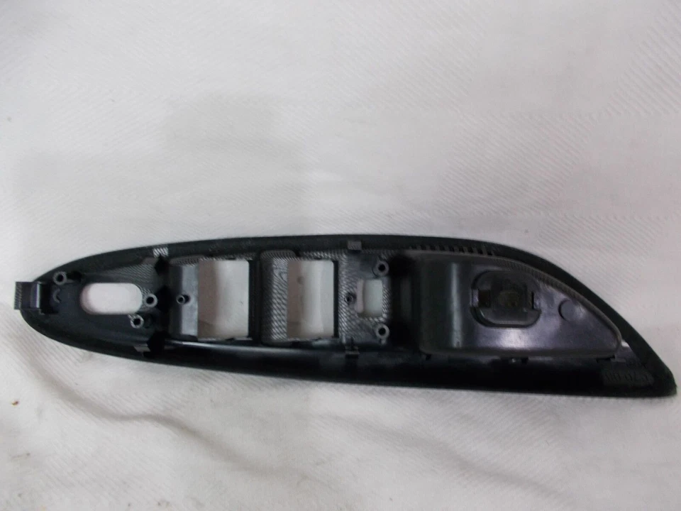 Front Door Window Switch Door Pull Cups Carbon Fiber Look fits; Mazda MPV 2003 Foto 4 de 4