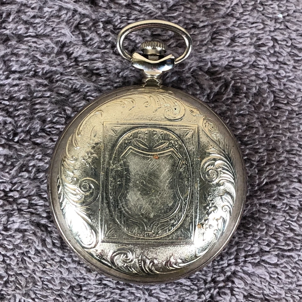 Reloj Bolsillo Molnija Hecho en Rusia Tono Cadena Oro 50mm Cuerda Mecánica Foto 2 de 4