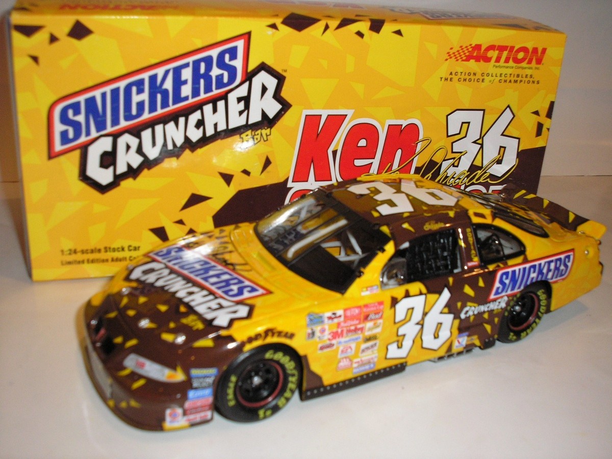 2001 KEN SCHRADER signed 1/24th SNICKERS CRUNCHER NASCAR DIECAST