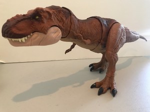 jurassic world fallen kingdom thrash and throw t rex