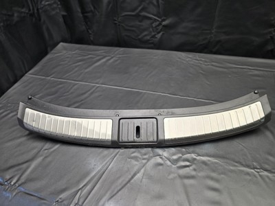 INFINITI FX30 FX35 FX37 FX50 QX70 Kofferraum Schloss Rand Cover2011