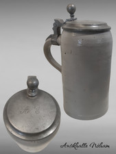 09326 antiker gekämmter Masskrug/Steinkrug mit Zinndeckel graviert A.E. ~1900
