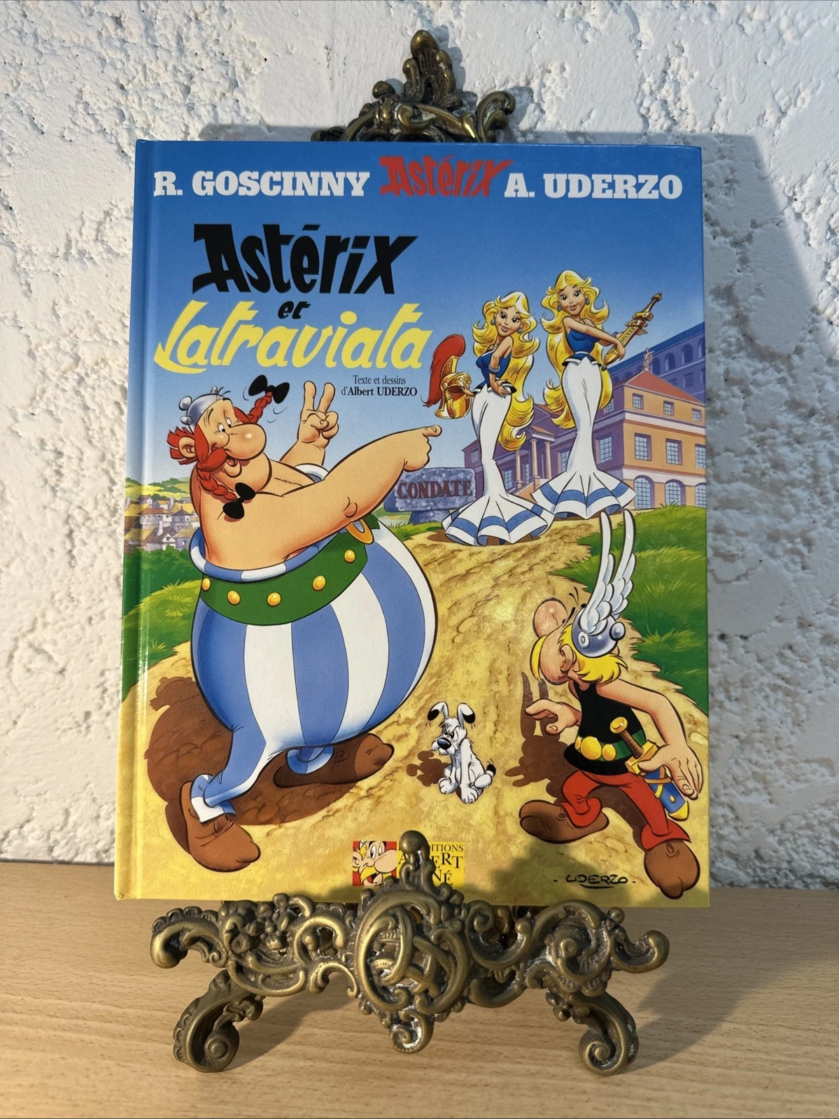 Bd Astérix Et Latraviata N.31 Les Éditions De Albert René Uderzo