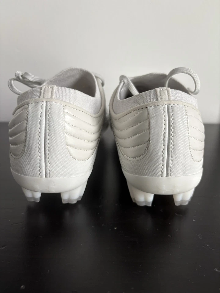 Under Armour Magnetico Elite 4 FG Soccer Cleats 3027704-300 WMNS 10/ Men’s 8.5 - Image 3 of 4