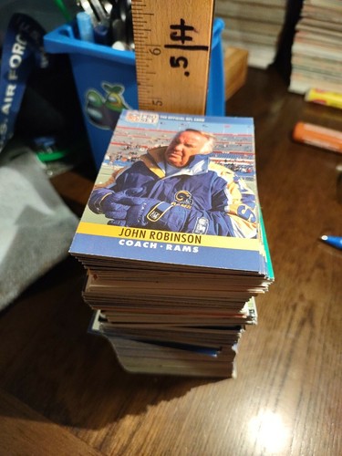 ๐L.A/ St. LOUIS RAMS stack of random trading cards. - Picture 2 of 4