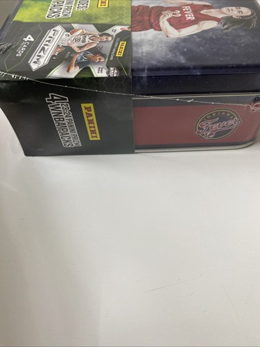 2023-24 Panini WNBA Tin Caitlin Clark Factory Sealed - Imagen 6 de 9