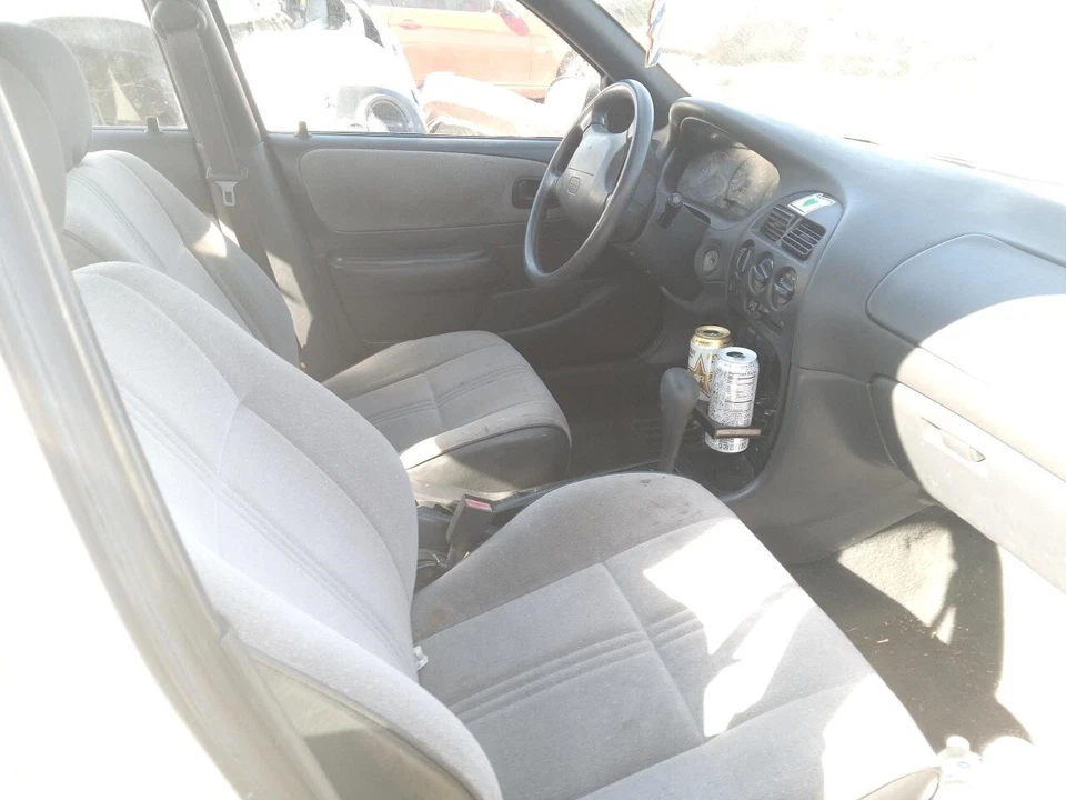 Used Automatic Transmission Shift Lever Assembly fits: 1997 Geo Prizm Grade A - Image 4 of 4