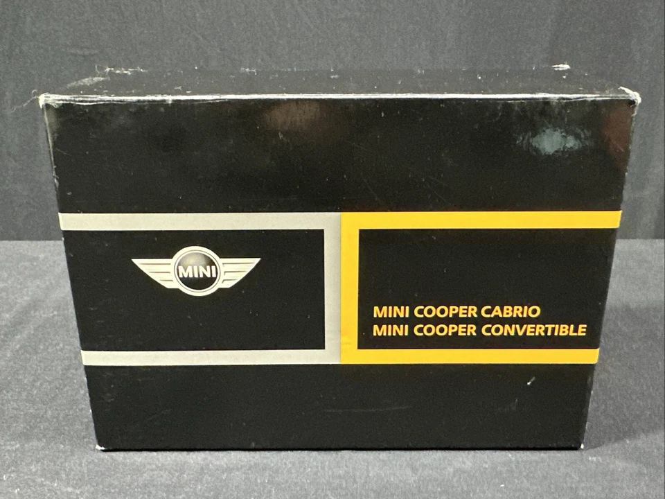 Minichamps 1/43 Scale Mini Cooper Cabrio Green And White Diecast Model - Image 2 of 4