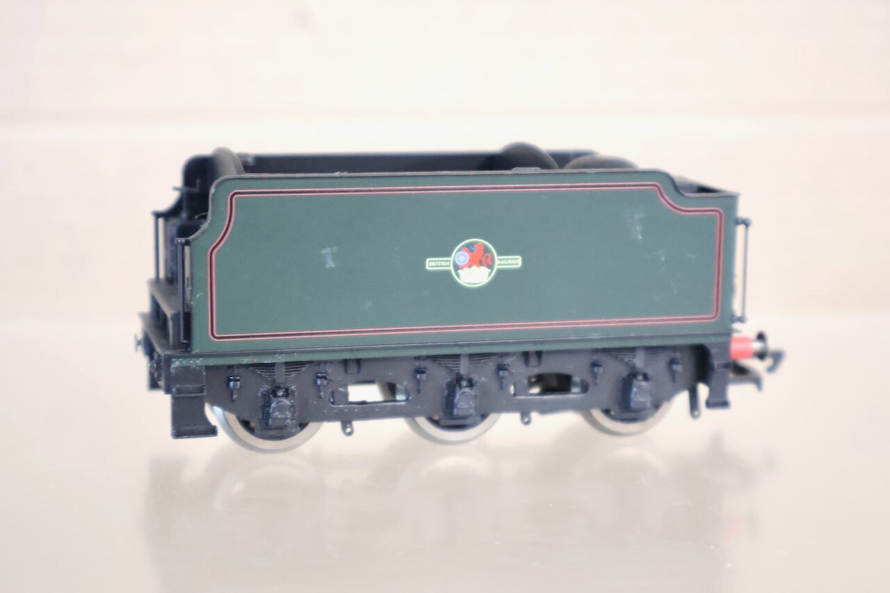 JEP : Rame de guerre avec locomotive mécanique KF3 , tender citerne