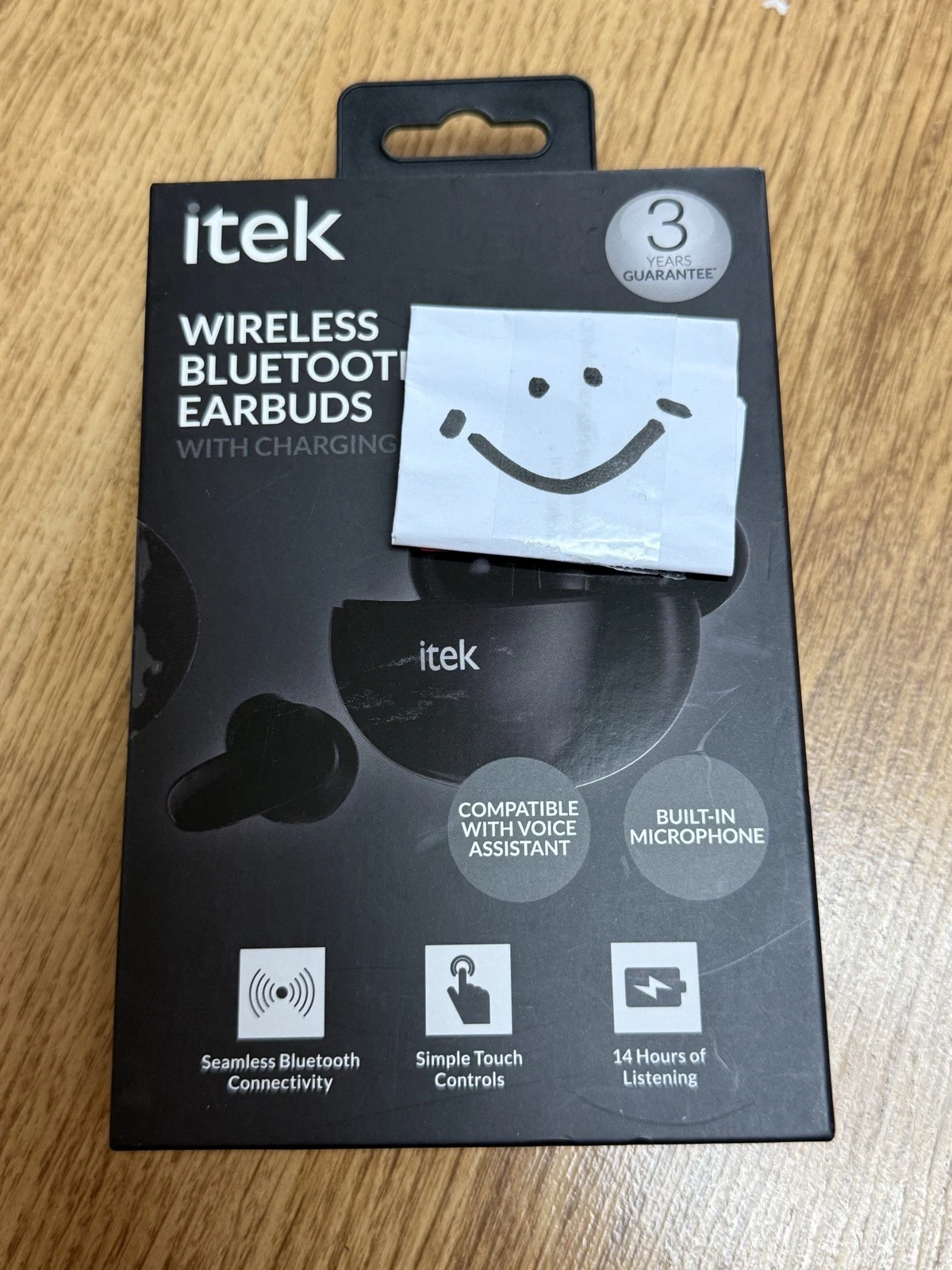 Itek Music Buds true Wireless earphones - Black with portable charging case