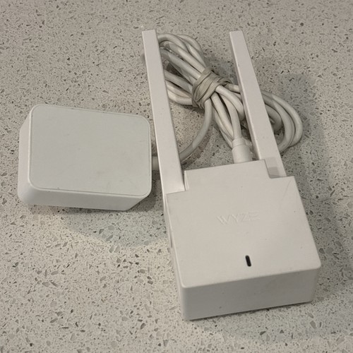 Wyze Cam Outdoor Base Station (Model WVODB1) w/ Power Adapter KA1201A