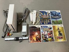 Wii console  5 software sets Zelda, Smash Bros., Dragon Quest, etc. 