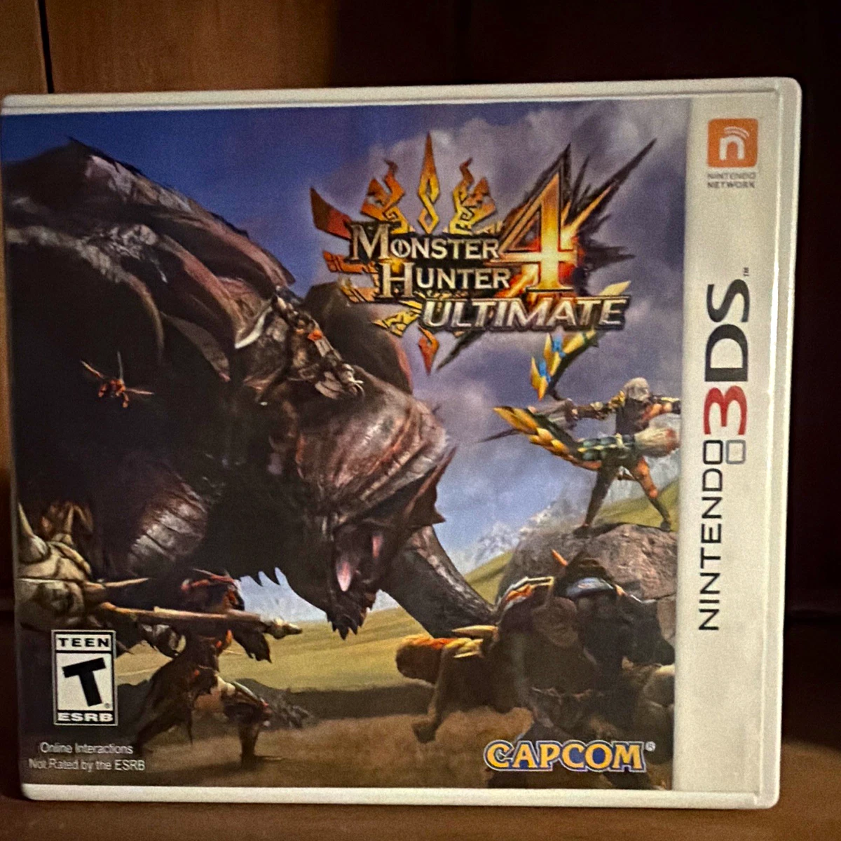 Preços baixos em Nintendo 3DS Monster Hunter 4 Ultimate Video