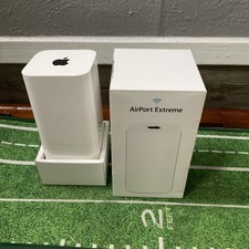 Apple AirPort Extreme A1521 3-Port Gigabit Wi-Fi 802.11 AC Router ME918LL/A