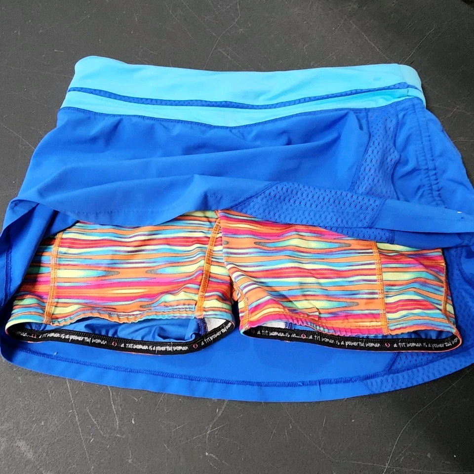 Pantalones cortos deportivos Moving Comfort para mujer talla mediana azules elásticos Foto 3 de 4