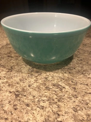 Vintage Pyrex Primary Green 2-1/2 Qt Nesting Mixing Bowl 403 Ovenware USA