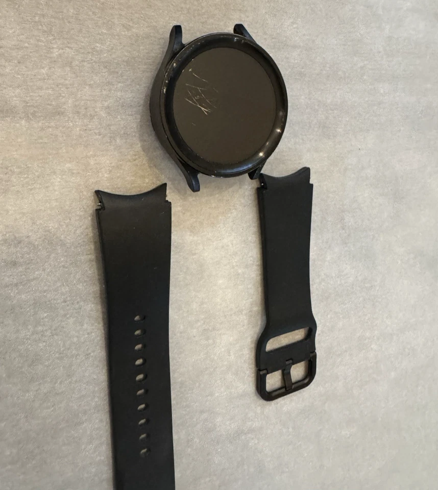 Samsung Galaxy Watch5 Pro SM-R925u Titanium 45mm Black (LTE) Good - Image 2 of 4