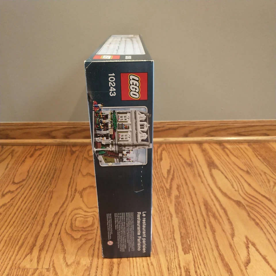 LEGO Creator Expert 10243 Parisian Restaurant - Retired - New & Sealed! - Image 4 of 4