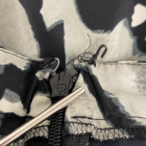 Moschino Cheap and Chic Skirt 10 Gray White Black Floral Polyester Full A-Line - Picture 7 of 15