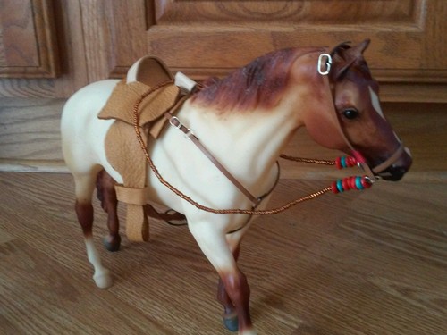 ONE Breyer custom saddle set with breast collar NO HORSE - Picture 6 of 8