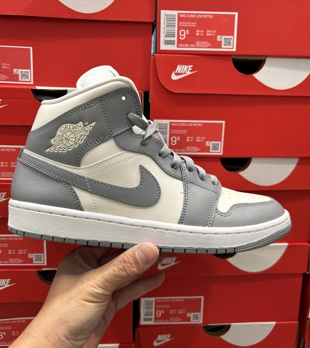 Air Jordan 1 Mid 