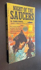 Eando BINDER -- Night of the Saucers -- 1971 Unibook Vintage Science Fiction PB