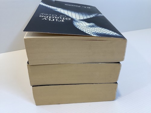 50 Fifty Shades of Grey Books E L James Paperback x 3 BDSM Romance Adult Bundle - Picture 6 of 24