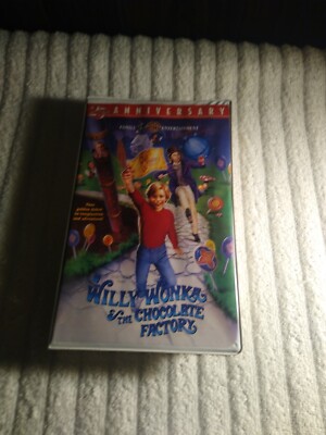 Willy Wonka and the Chocolate Factory 25th Anniversary Clamshell VHS