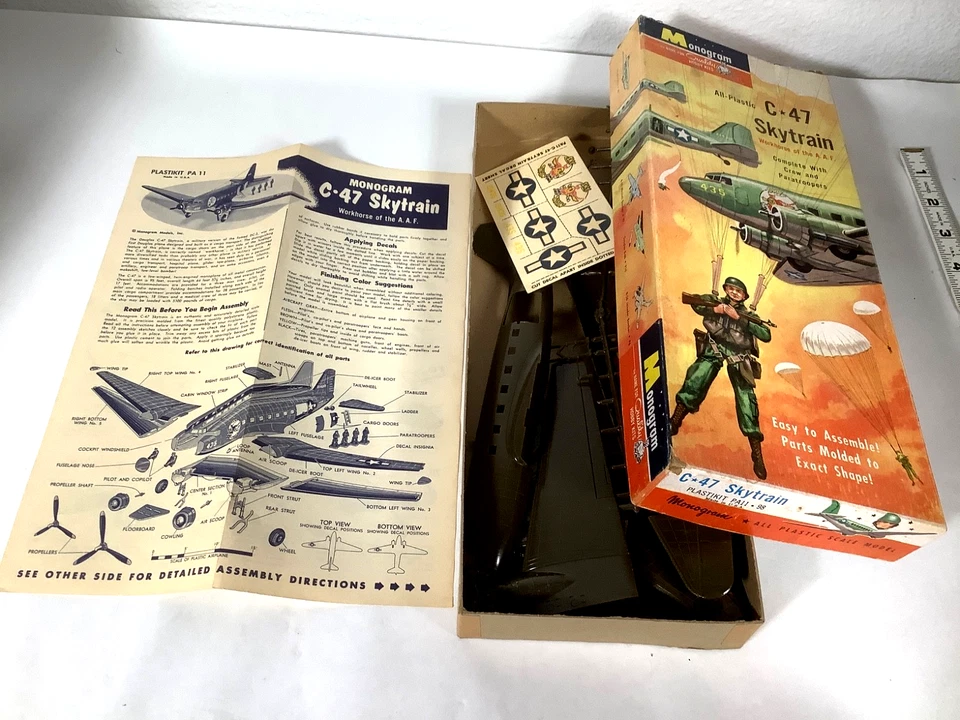 Kit Skytrain Monogram C*47 PA11*98 sin construir en caja original-1955 falta punta de ala Foto 2 de 4