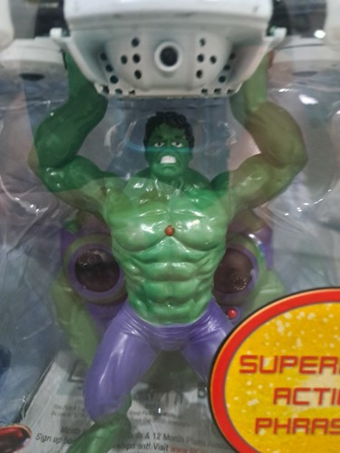 Avengers Hulk Helicopter 2 Channel Flying Figure Infrared Helicopter 12” MARVEL - 第 1/6 張圖片