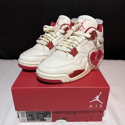 Women's Jordan 4 Retro 